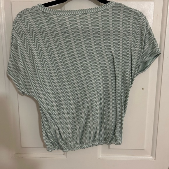 Stripe pattern tee - Picture 2 of 3
